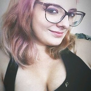 Meet your Posher, Veronica